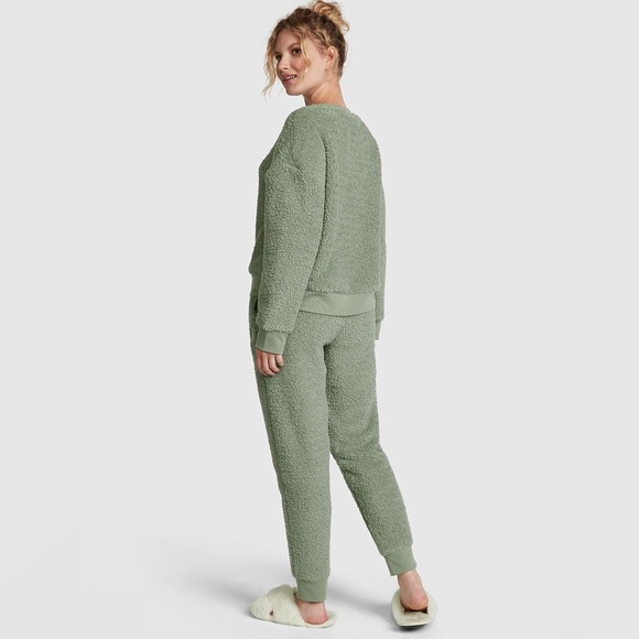 PINK Cozy Jogger Pajama Set 💚 - Picture 2 of 2